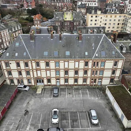 Duplex Spacieux Et Lumineux Au Coeur De *